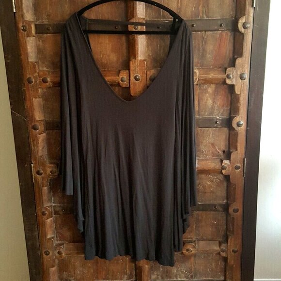 Urban Outfitters UO Ecote dress dark gray  wide flare sleeves cut out back M - Picture 9 of 12